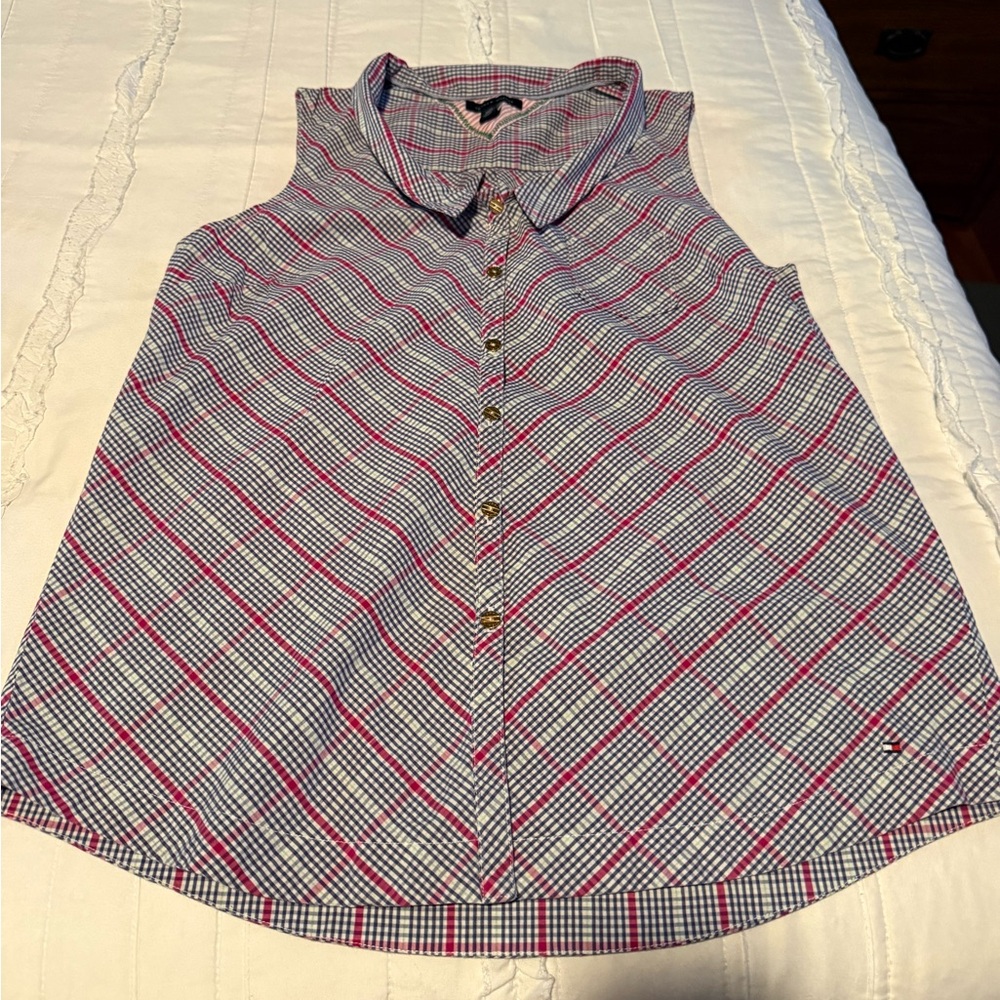 Tommy Hilfiger Sleeveless Plaid Button-Front Top in Blue and Pink